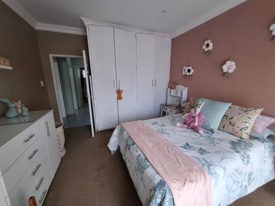 3 Bedroom Property for Sale in Heuwelsig Free State